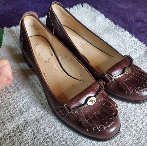 Circa by Joan and David Womens Sz 6.5 Soft Brown Leather Signature Loafers F-185 - Picture 2 of 12